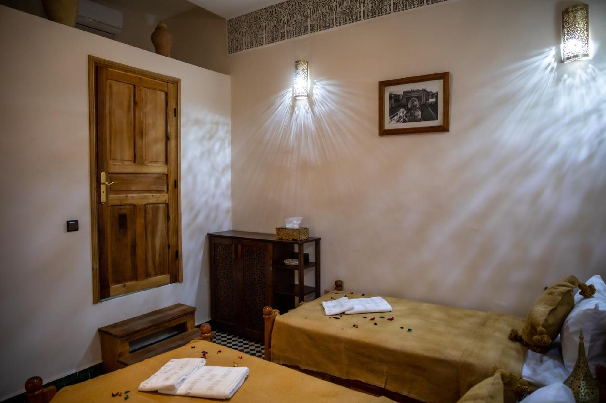 Dar Alhaja Rahma Hotel Fez Bagian luar foto
